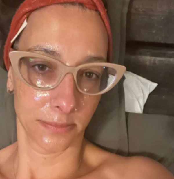 Laura, 37